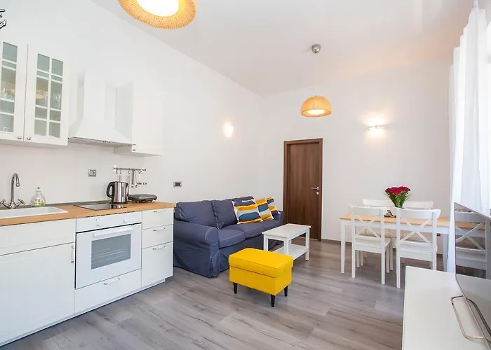 Central Apartment Дубровник